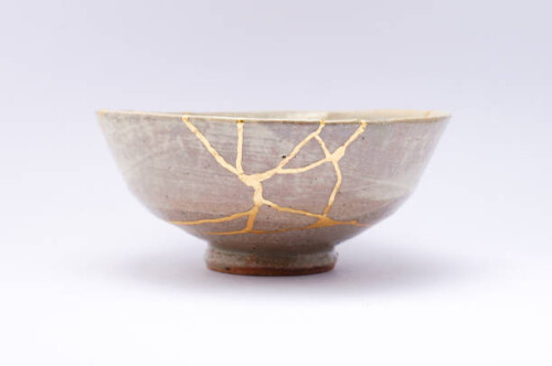 KINTSUGI